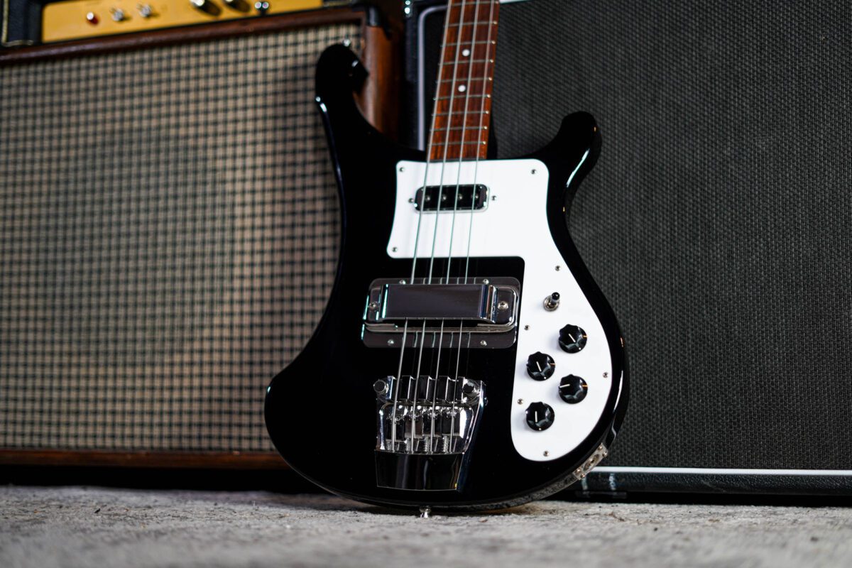 Rickenbacker 4003S in Jetglow - Image 3