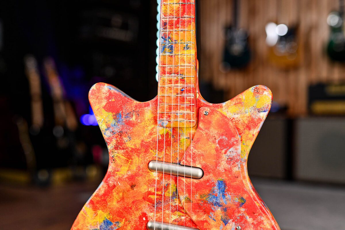 Danelectro DC-59 Limited Edition 'Blind Faith' Tribute Multicolour - Image 4