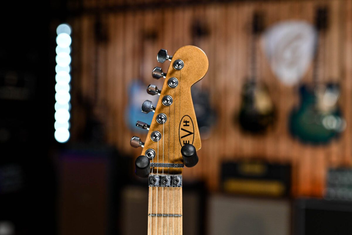 EVH Striped Series Frankie - Image 6