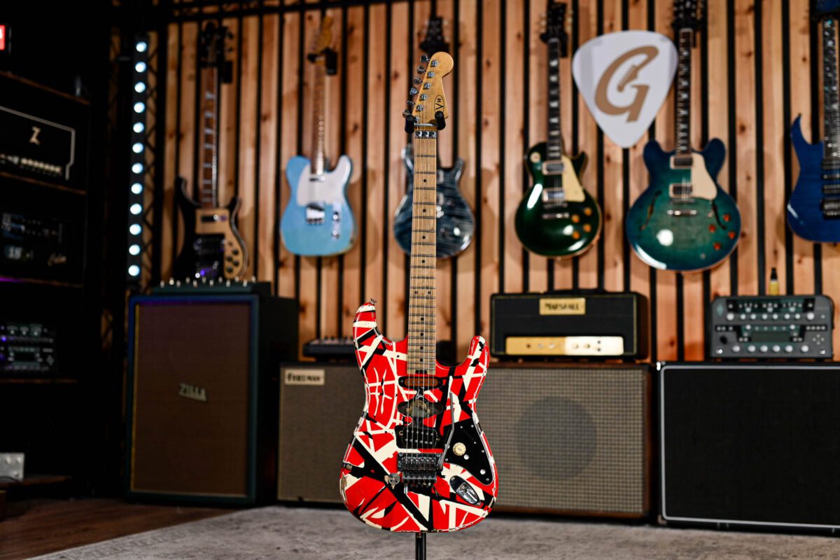EVH Striped Series Frankie - Image 2