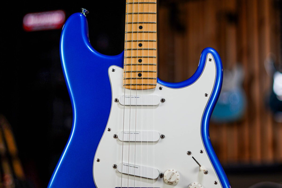 Fender 50th Anniversary Stratocaster Chrome Blue - Image 4