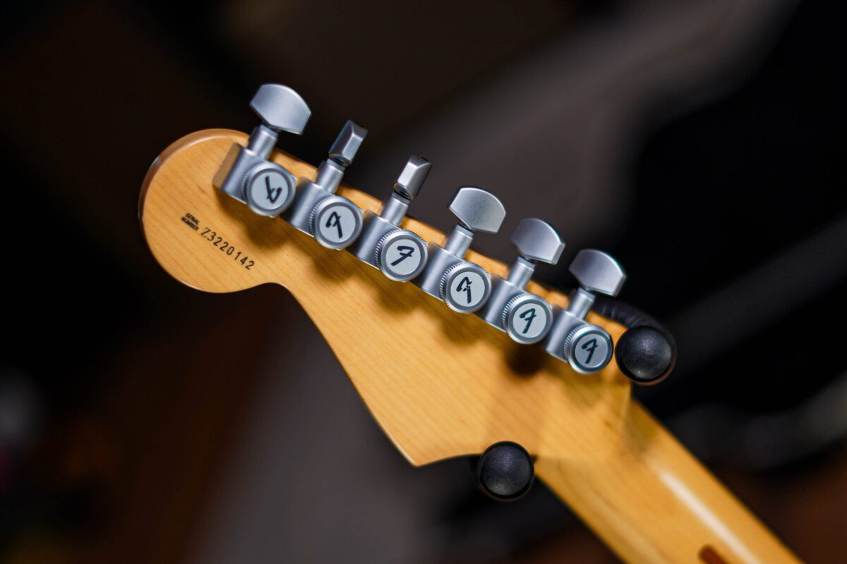 Fender 50th Anniversary Stratocaster Chrome Blue - Image 7