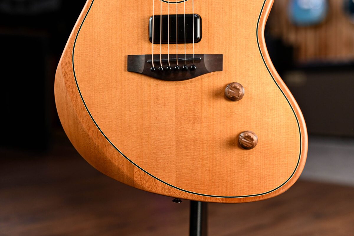 Fender Acoustasonic Standard Jazzmaster in Aged Natural - Image 3