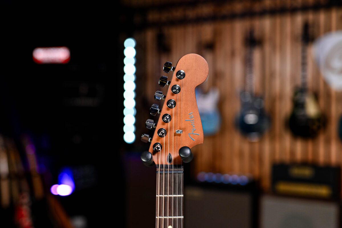 Fender Acoustasonic Standard Jazzmaster in Aged Natural - Image 6