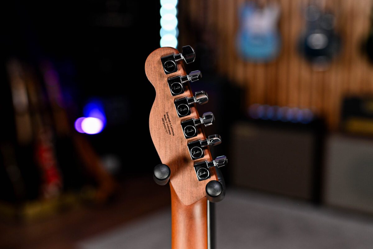 Fender Acoustasonic Standard Telecaster in Aged Natural - Image 7