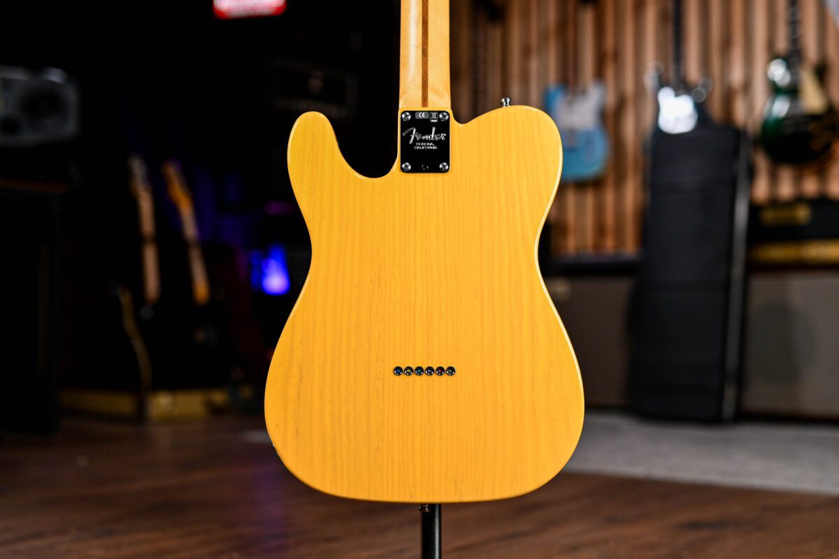 Fender American Deluxe Ash Telecaster in Butterscotch - Image 8