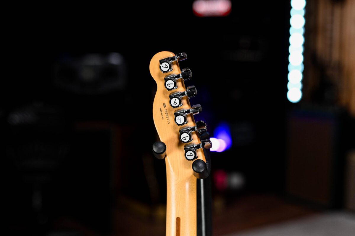 Fender American Deluxe Ash Telecaster in Butterscotch - Image 9
