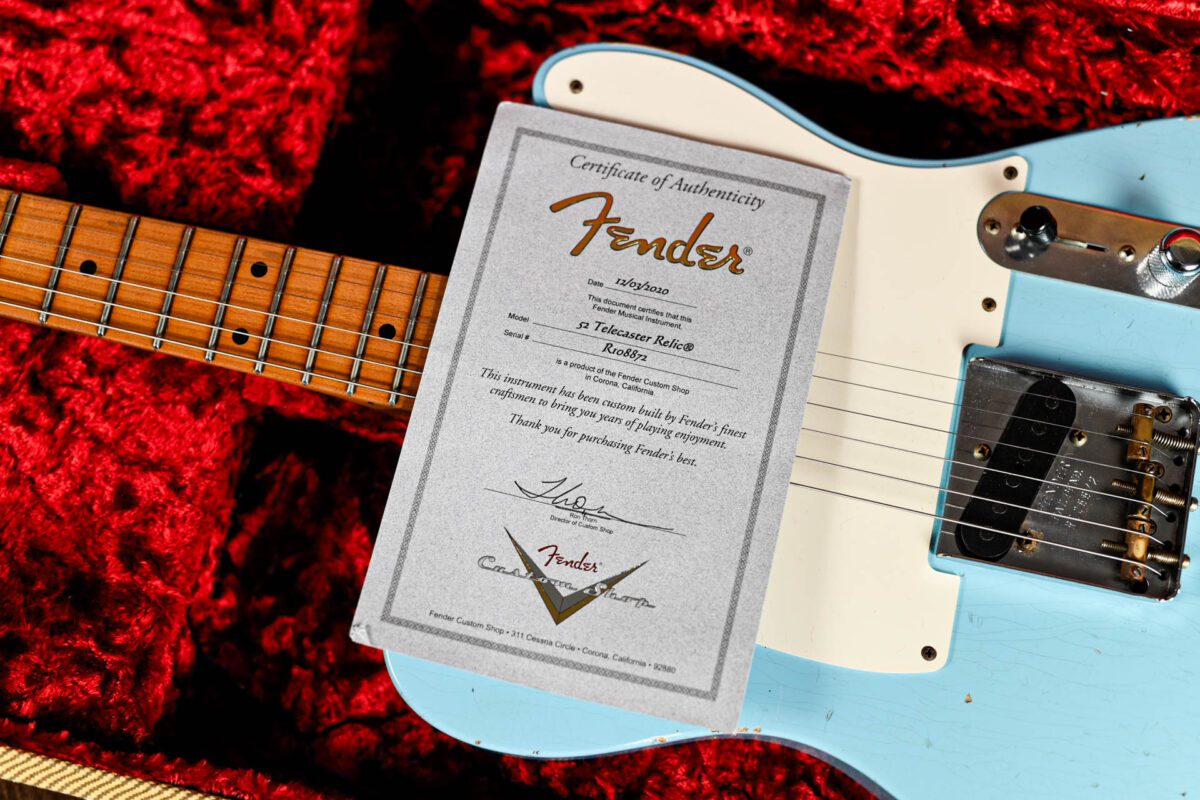 Fender Custom Shop '52 Telecaster Relic in Daphne Blue - Image 3