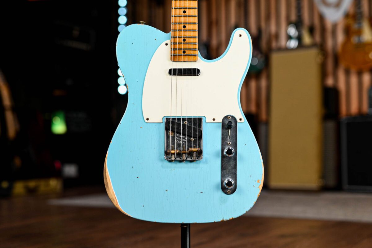 Fender Custom Shop '52 Telecaster Relic in Daphne Blue