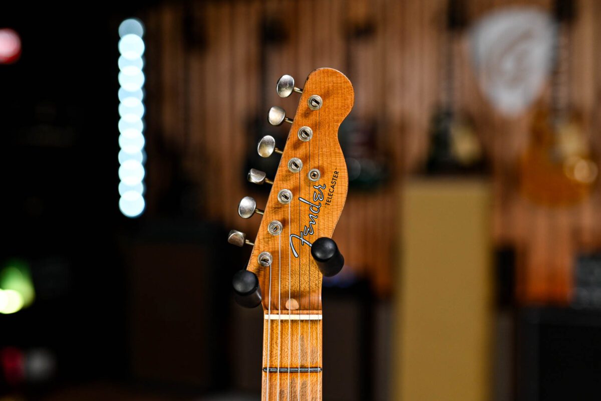 Fender Custom Shop '52 Telecaster Relic in Daphne Blue - Image 5