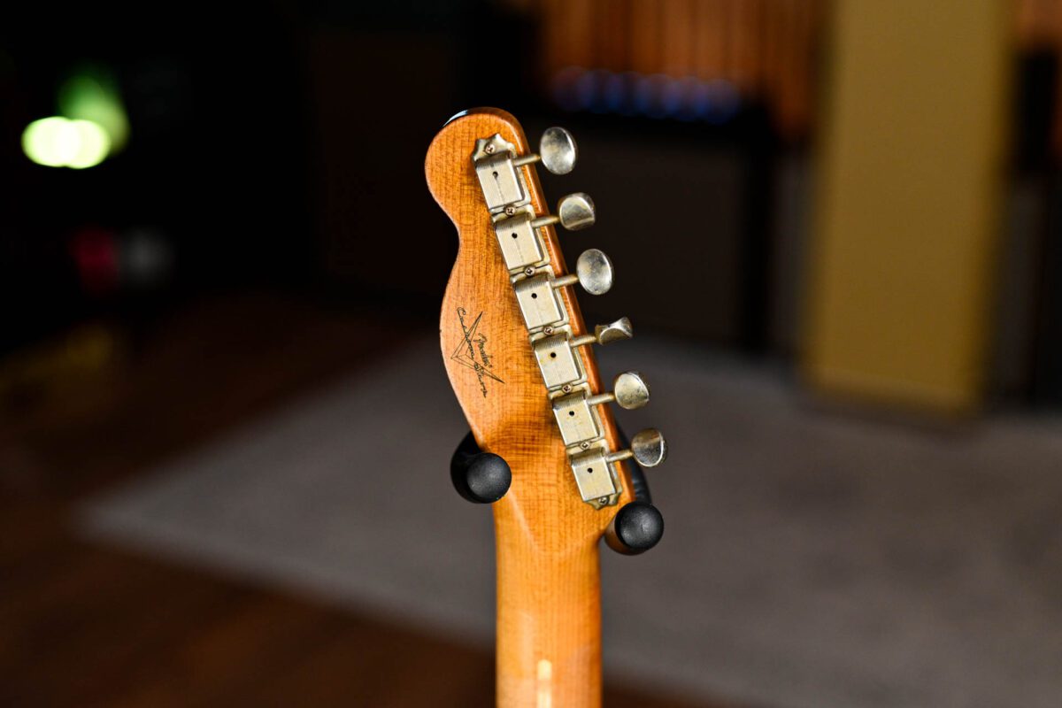 Fender Custom Shop '52 Telecaster Relic in Daphne Blue - Image 10
