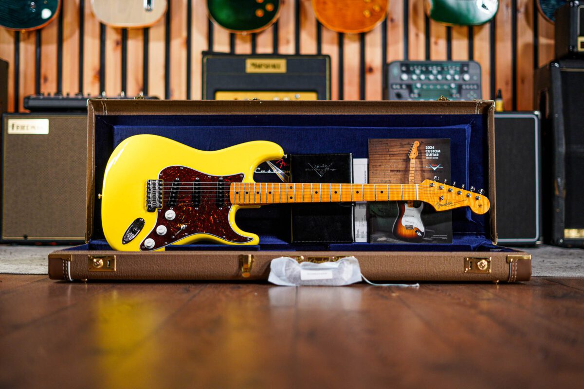 Fender Custom Shop '62 Reissue Stratocaster NOS Flamethrower in Grafitti Yellow - Image 4