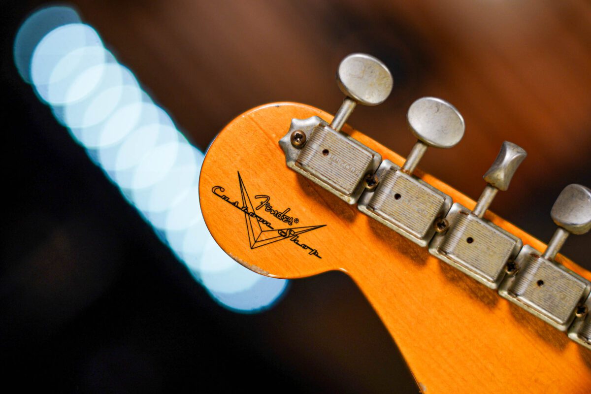 Fender Custom Shop 62 Stratocaster Relic in Mystic Pine Green - Image 6