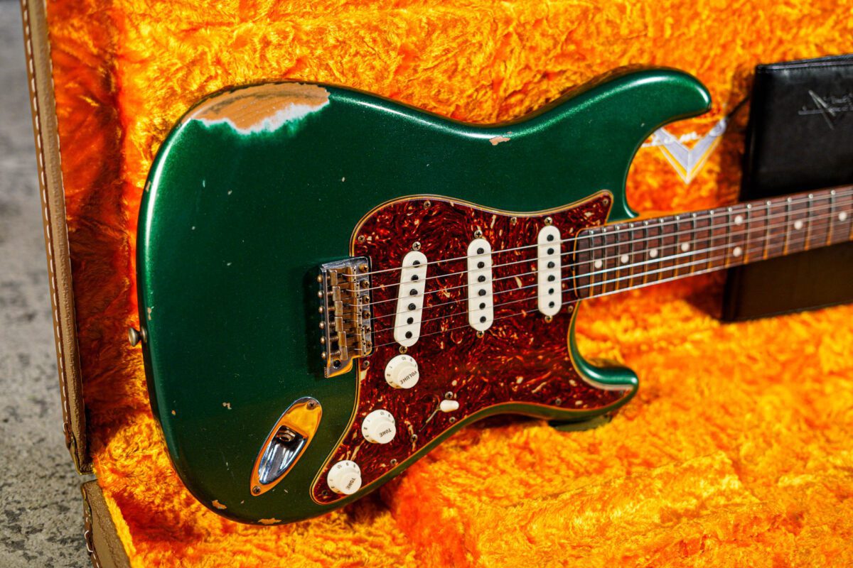 Fender Custom Shop 62 Stratocaster Relic in Mystic Pine Green - Image 13