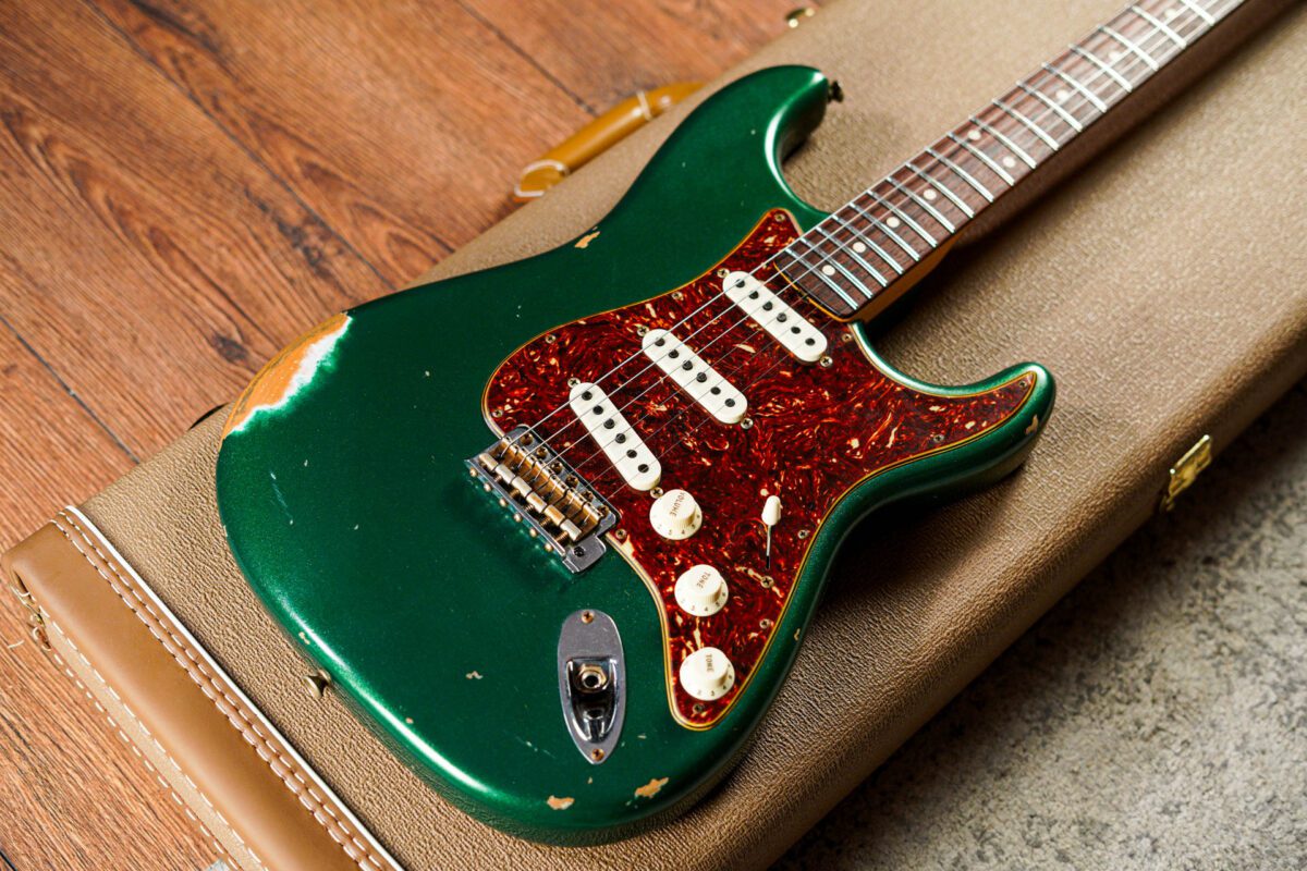 Fender Custom Shop 62 Stratocaster Relic in Mystic Pine Green - Image 14