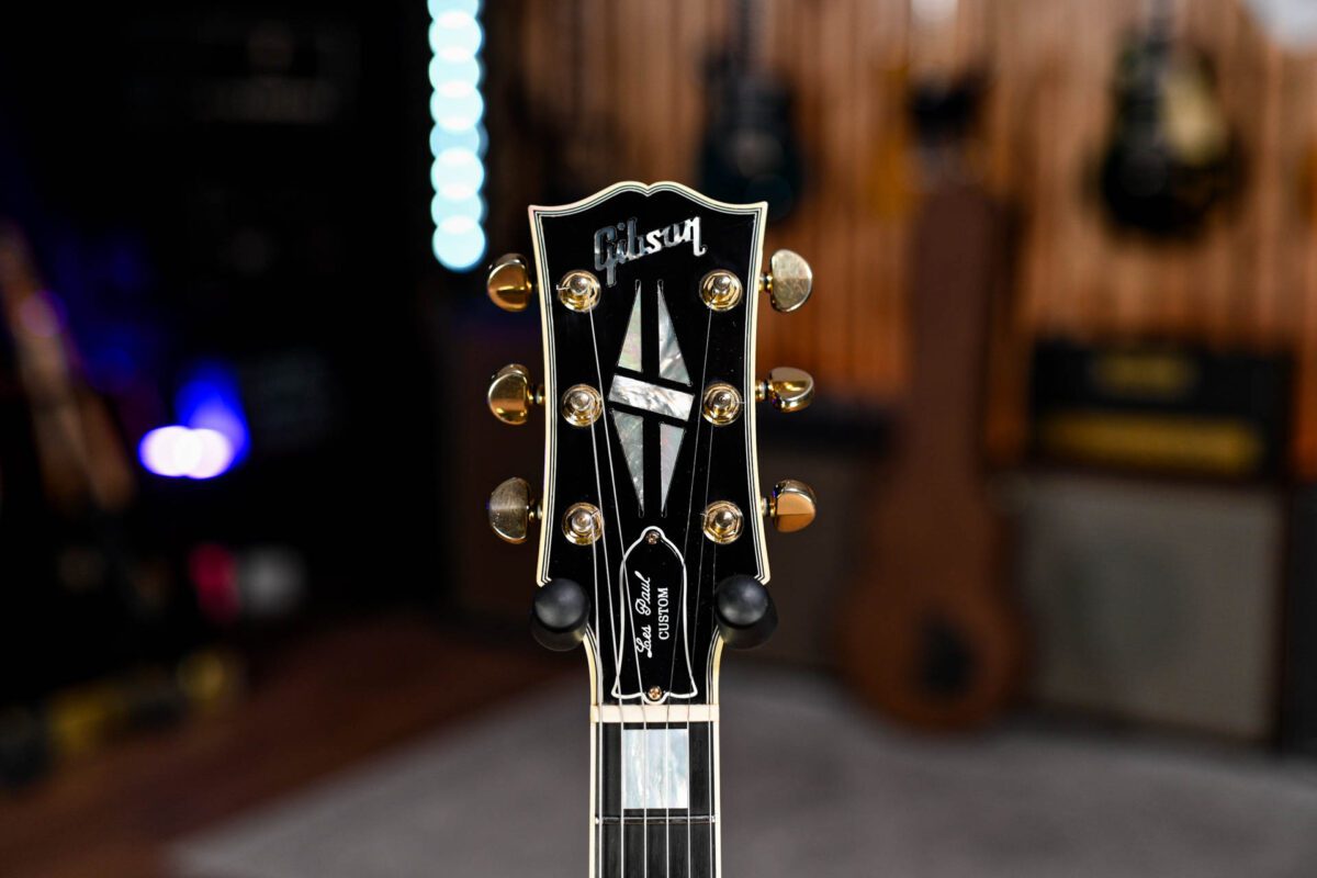 Gibson USA Les Paul Custom in Ebony - Image 8