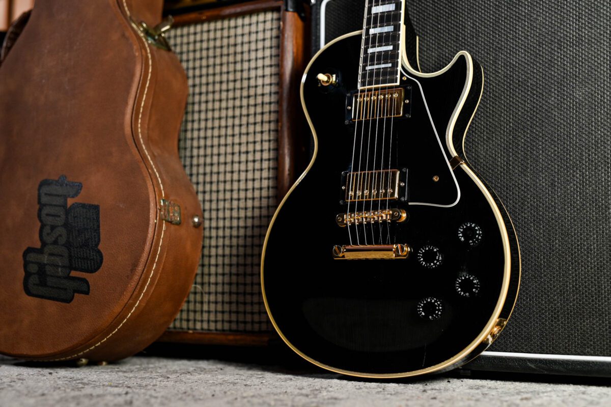Gibson USA Les Paul Custom in Ebony - Image 4
