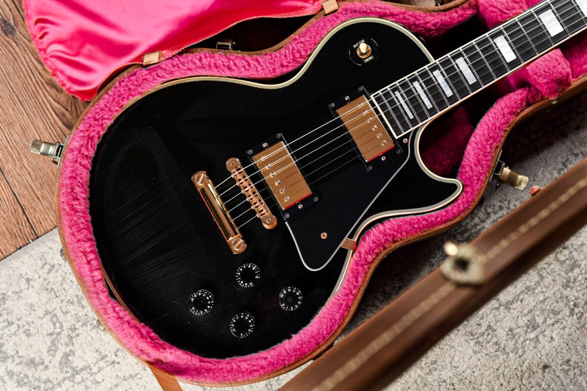 Gibson USA Les Paul Custom in Ebony - Image 3