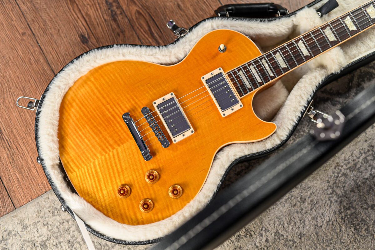Gibson Les Paul Standard in Trans Amber - Image 10