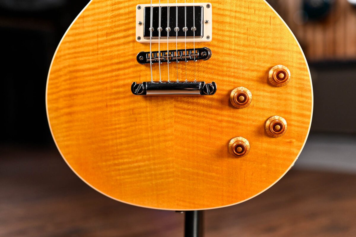 Gibson Les Paul Standard in Trans Amber - Image 7