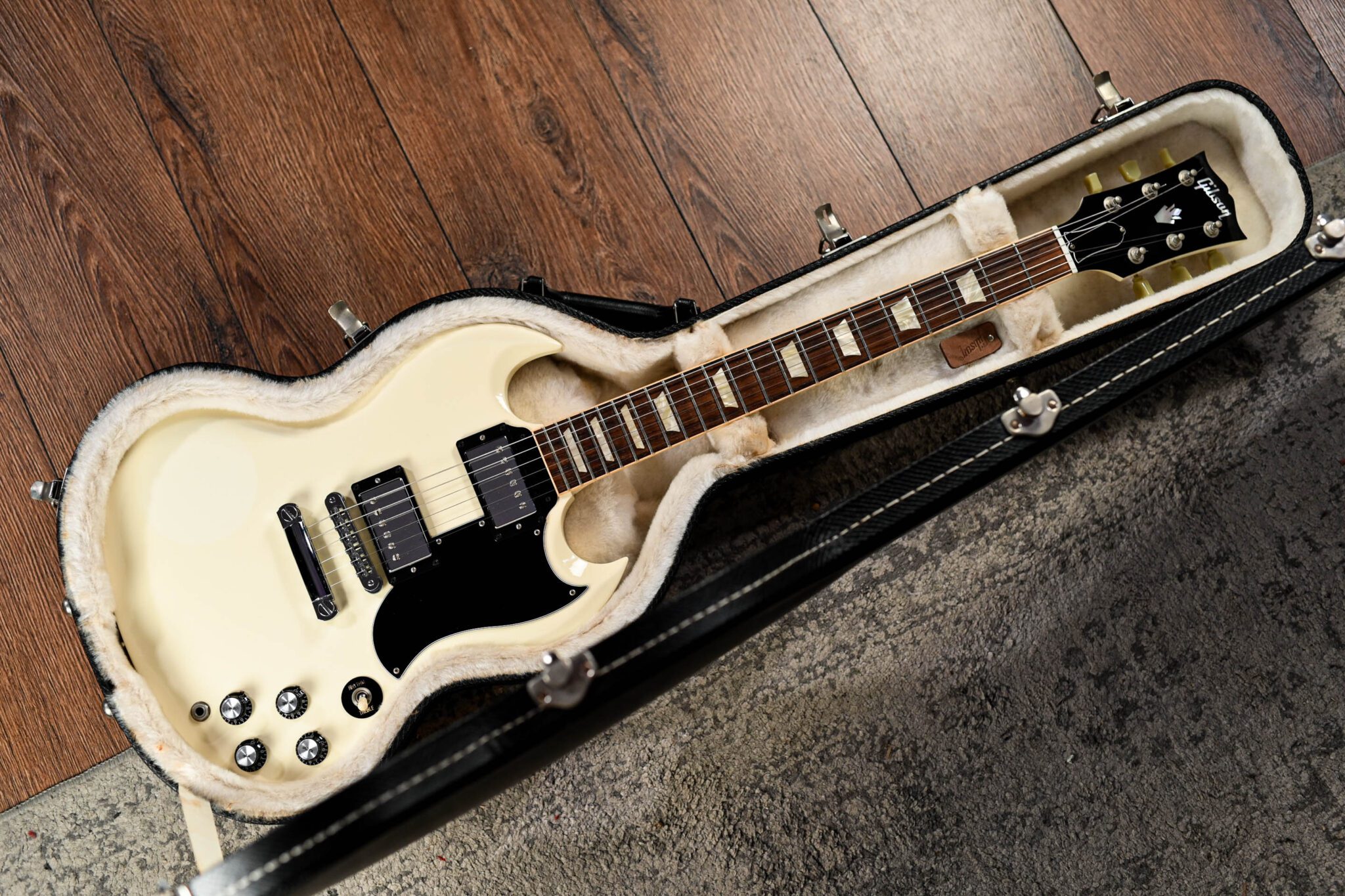 全国送料無料・イイ店 SG USA Gibson '61 Giveaway Gear Guitar - White in Reissue ギター