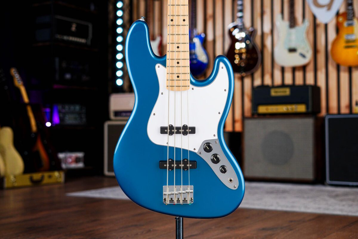 Fender Standard Jazz Bass Aqua Marine Metallic #2