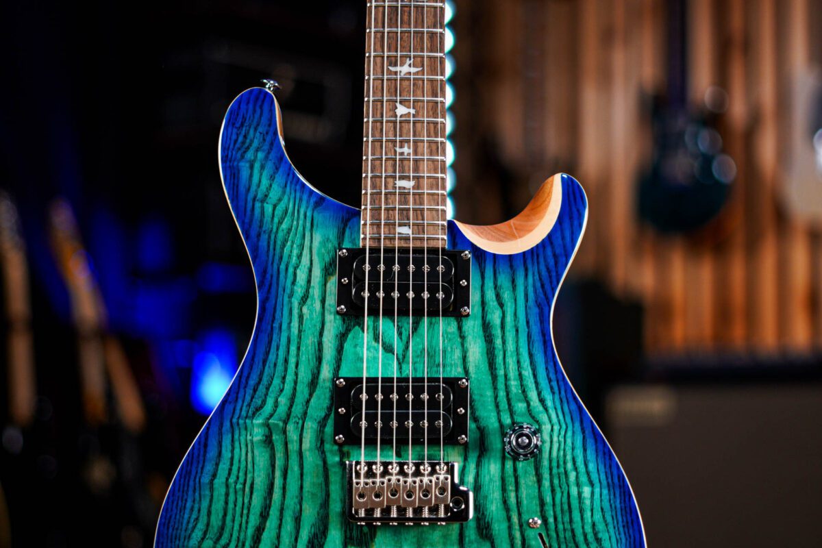 *NEW RELEASE* PRS SE Limited Edition Custom 24 Burled Ash Lake Blue - Image 4