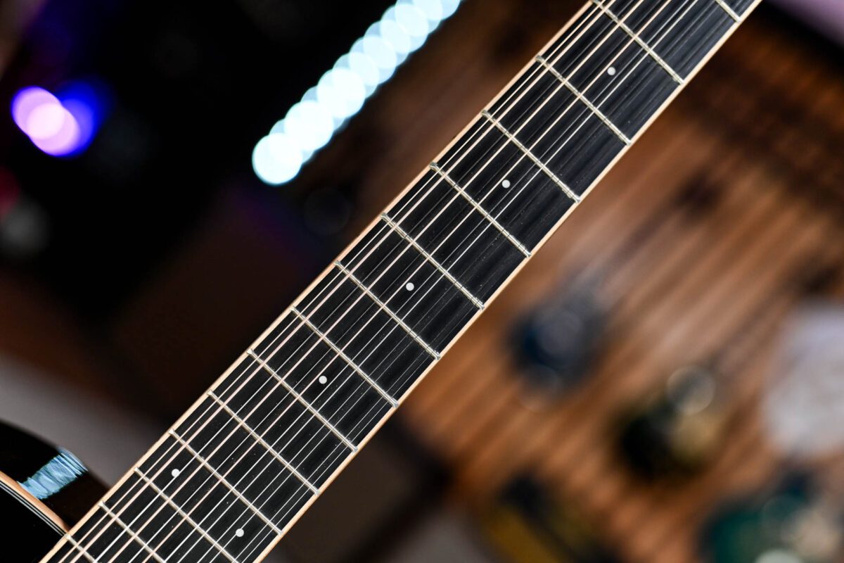 Tanglewood TW612CEAVB Winterleaf Series 12 String Acoustic in Autumn Vintage Burst - Image 5