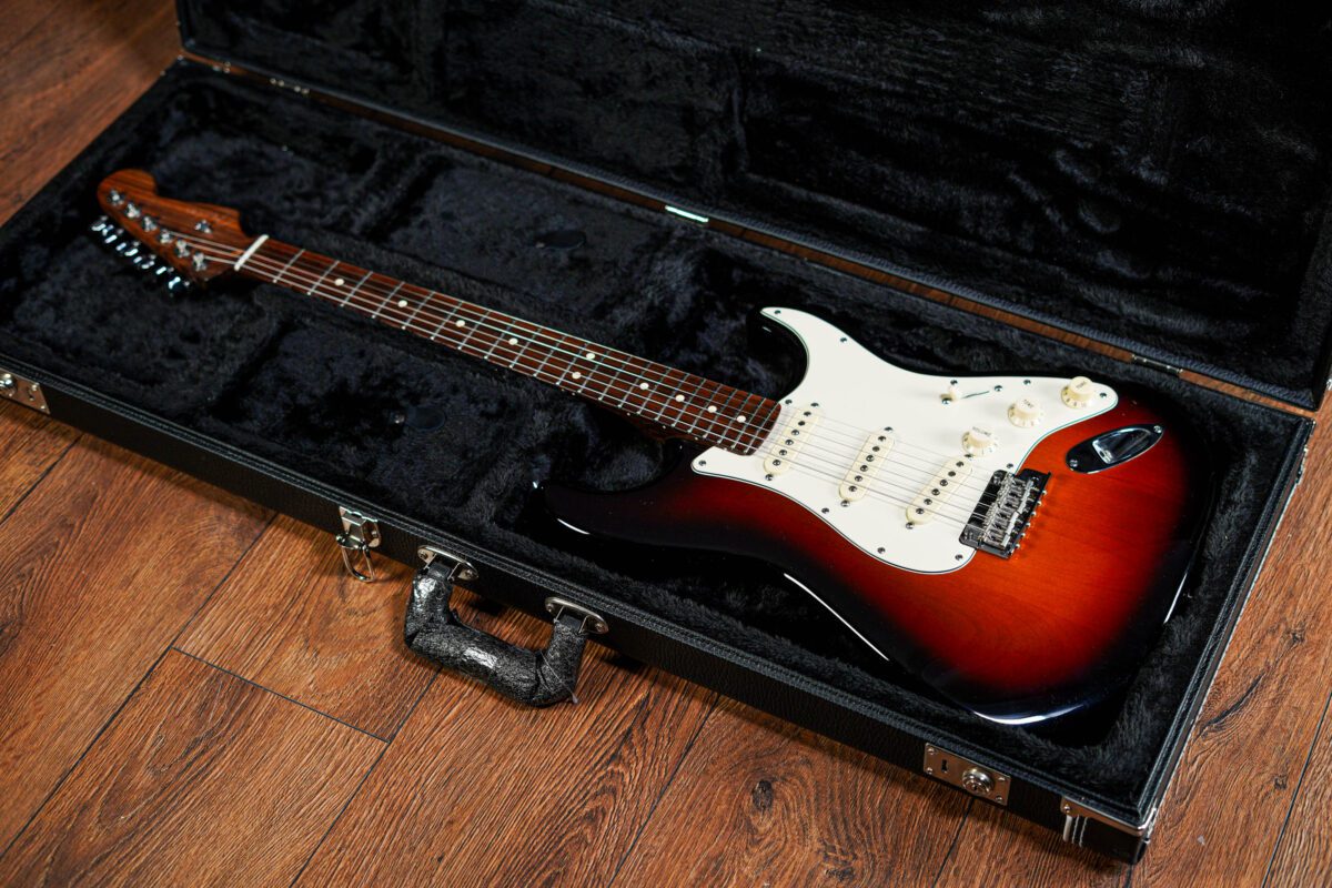 Dream Guitar Collection 4 + 300 Instant Wins - Image 13