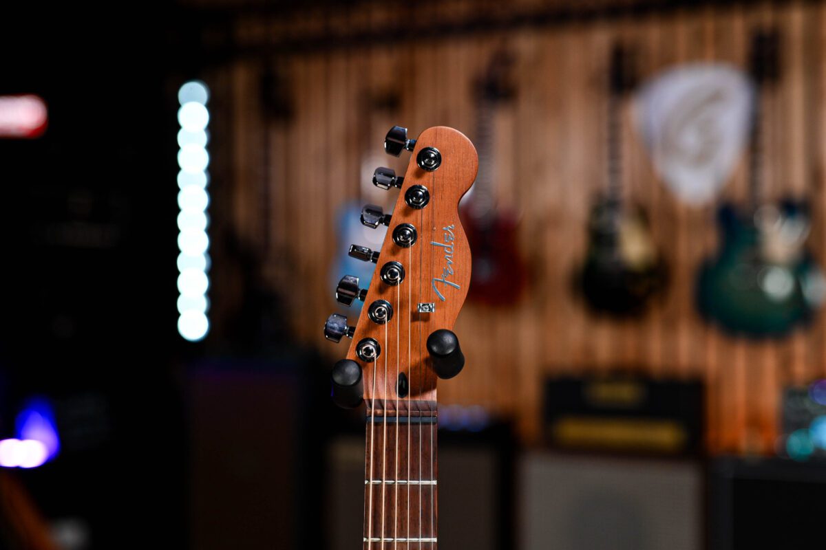 Fender Acoustasonic Standard Telecaster in Honey Burst - Image 6