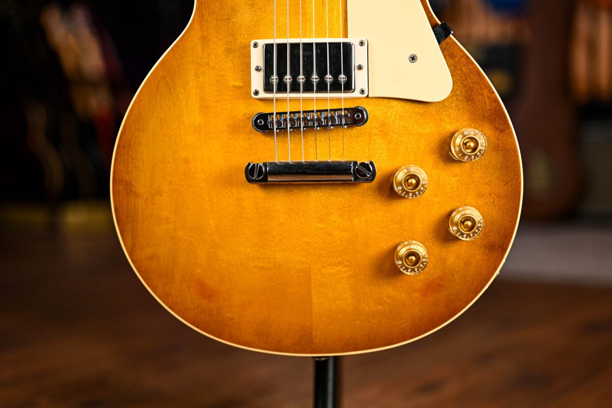 Gibson USA 1992 Les Paul Standard In Honey Burst - Guitar Gear Giveaway