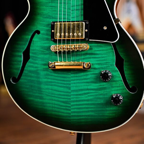 Gibson USA Vegas High Roller in Felt Green - Guitar Gear Giveaway
