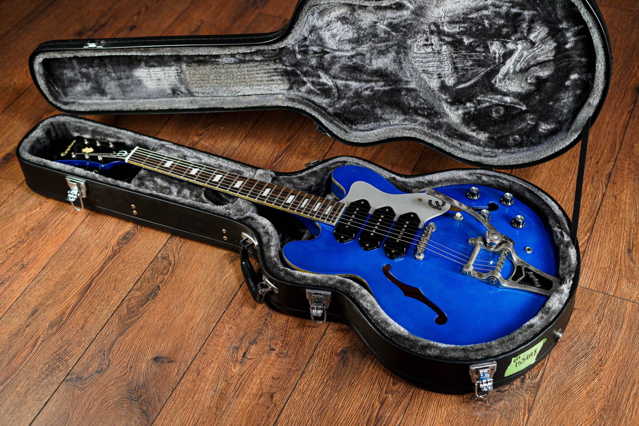 Epiphone Riviera P93 in Royale Blue - Guitar Gear Giveaway