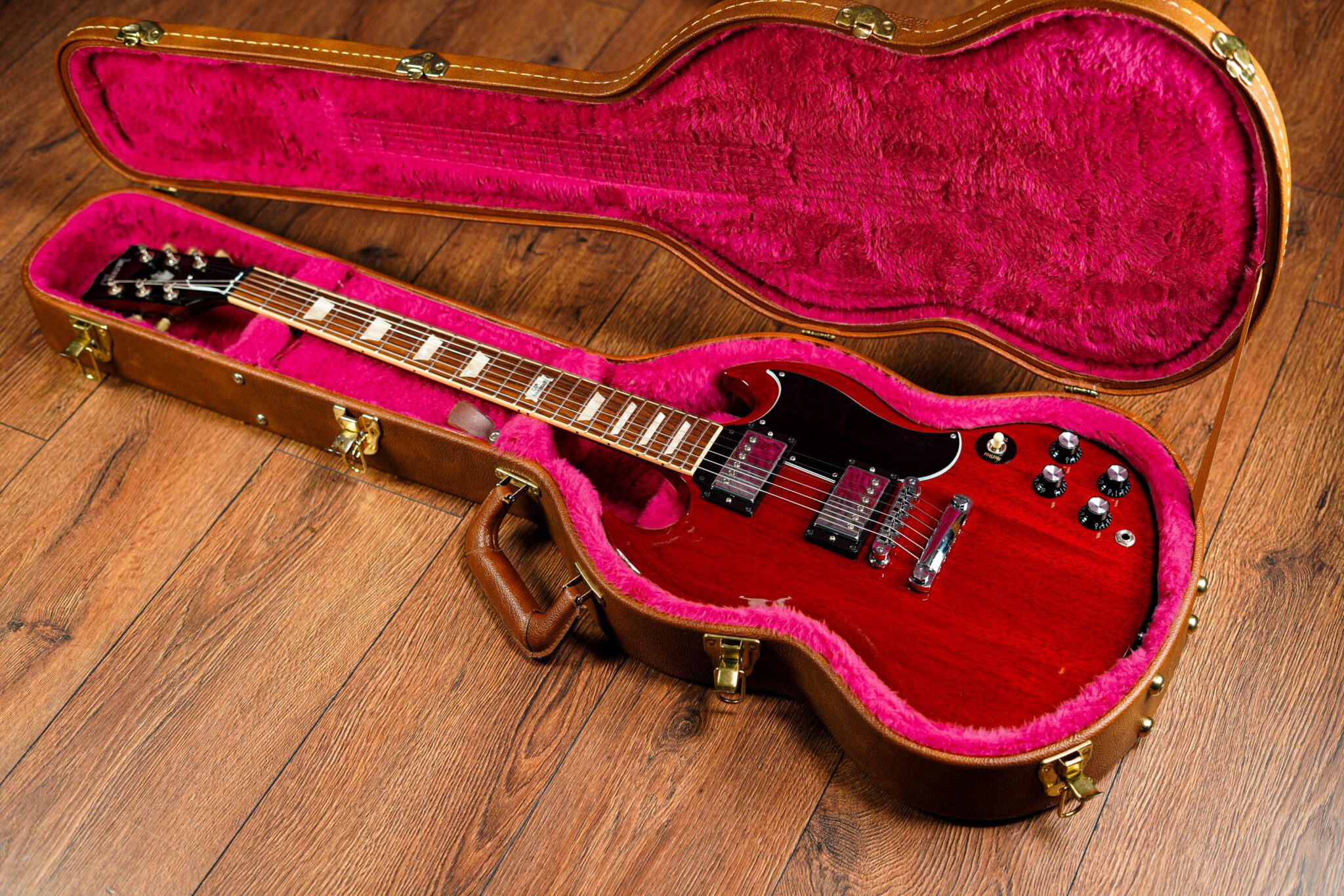 Gibson SG Standard 120th Anniversary in Heritage Cherry - Guitar