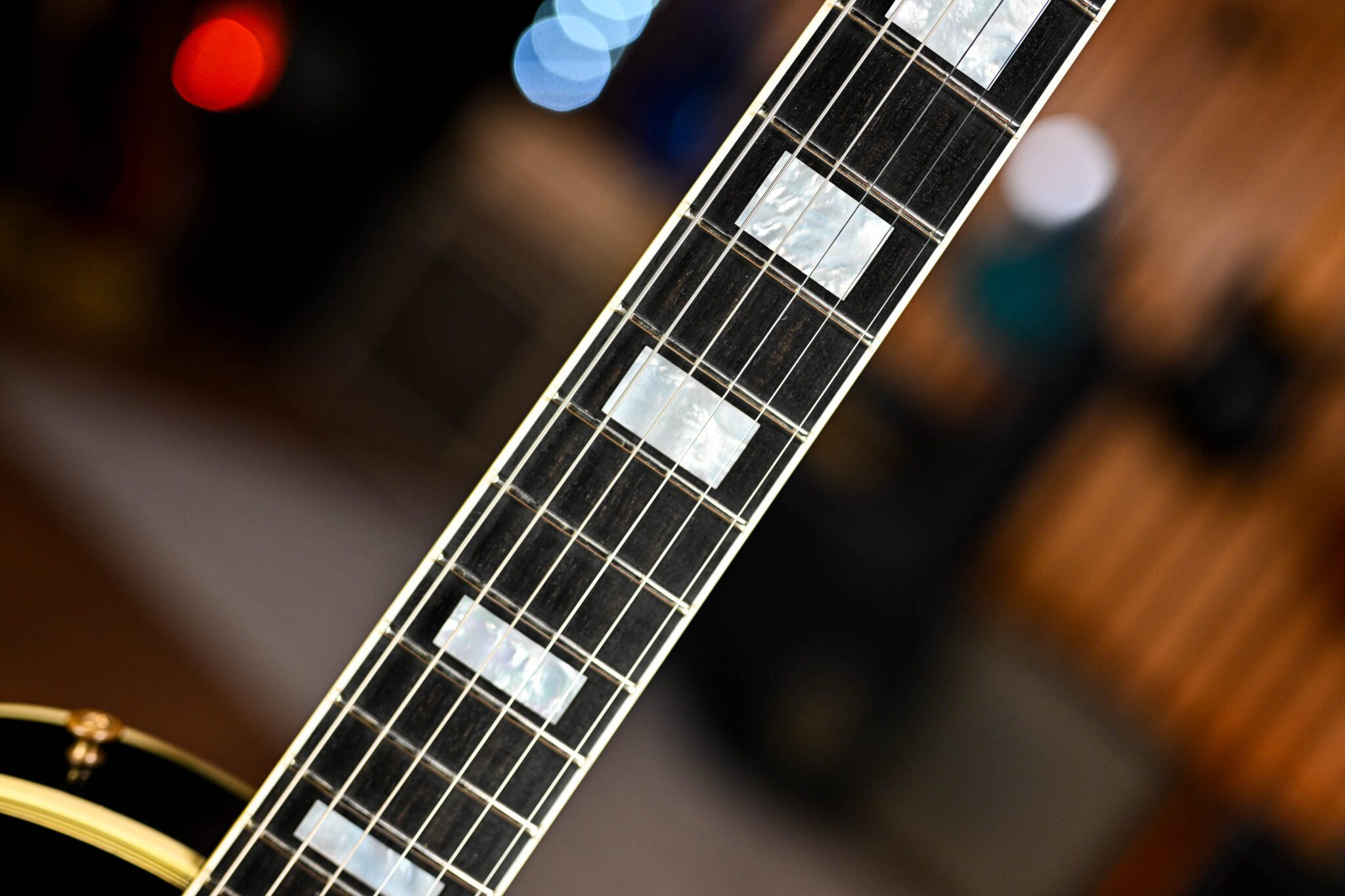 Gibson Custom Shop 1957 Les Paul Custom 3 Pickup Bigsby ‘VOS’ in Ebony - Image 8