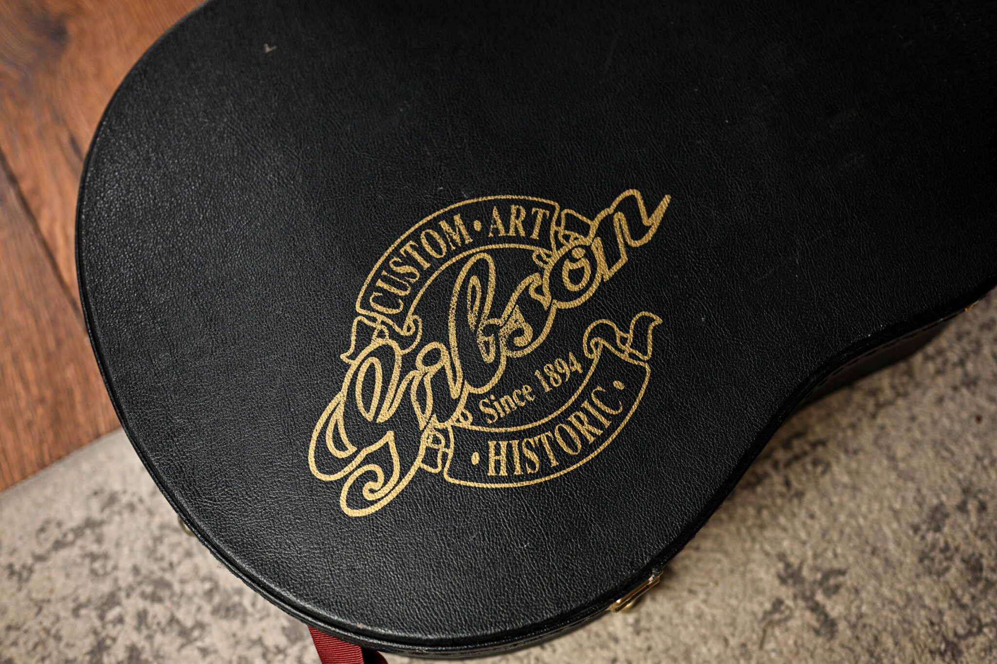 Gibson Custom Shop 1957 Les Paul Custom 3 Pickup Bigsby ‘VOS’ in Ebony - Image 10