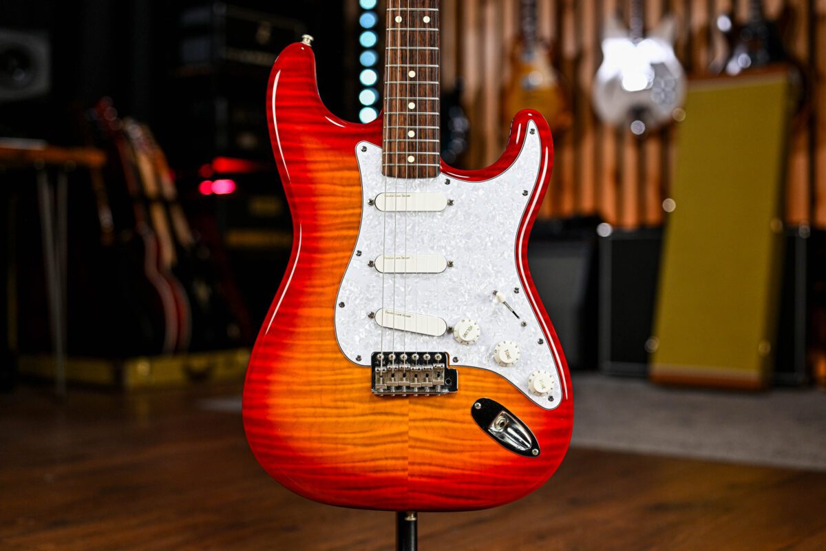 Fender MIJ Foto Flame Stratocaster in Cherry Sunburst - Guitar Gear ...