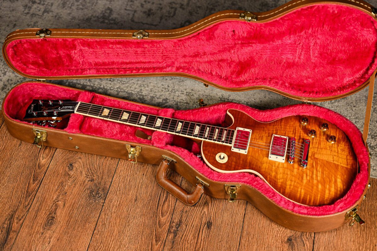Gibson Les Paul Standard T in Honey Burst - Guitar Gear Giveaway