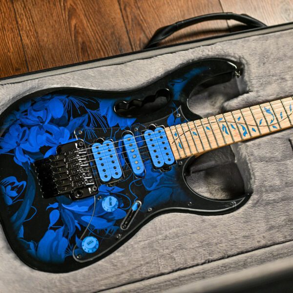 Ibanez-Steve-Vai-Signature-