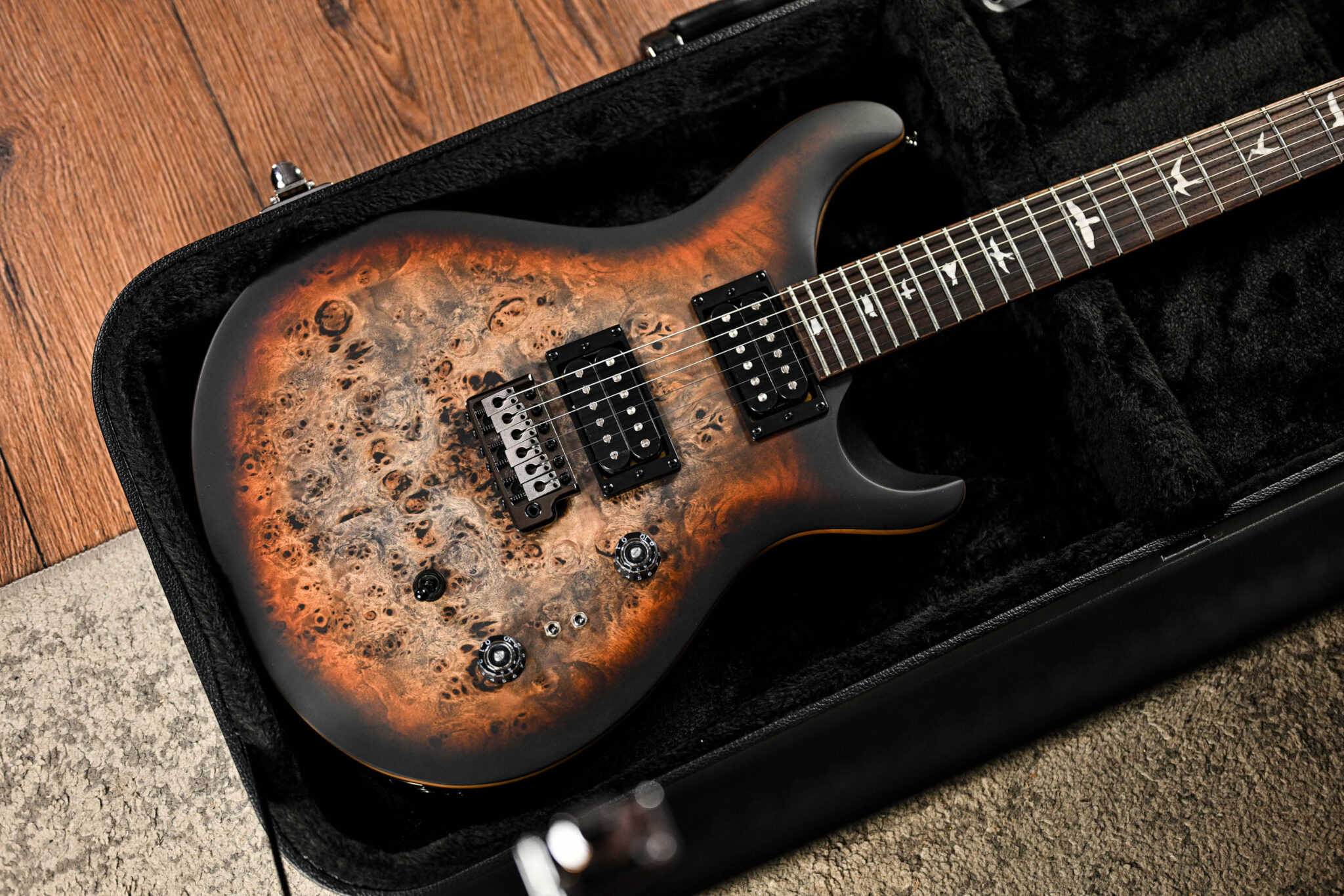 PRS SE Ltd Edition Exotic Custom 24-08 Poplar Burl in Charcoal